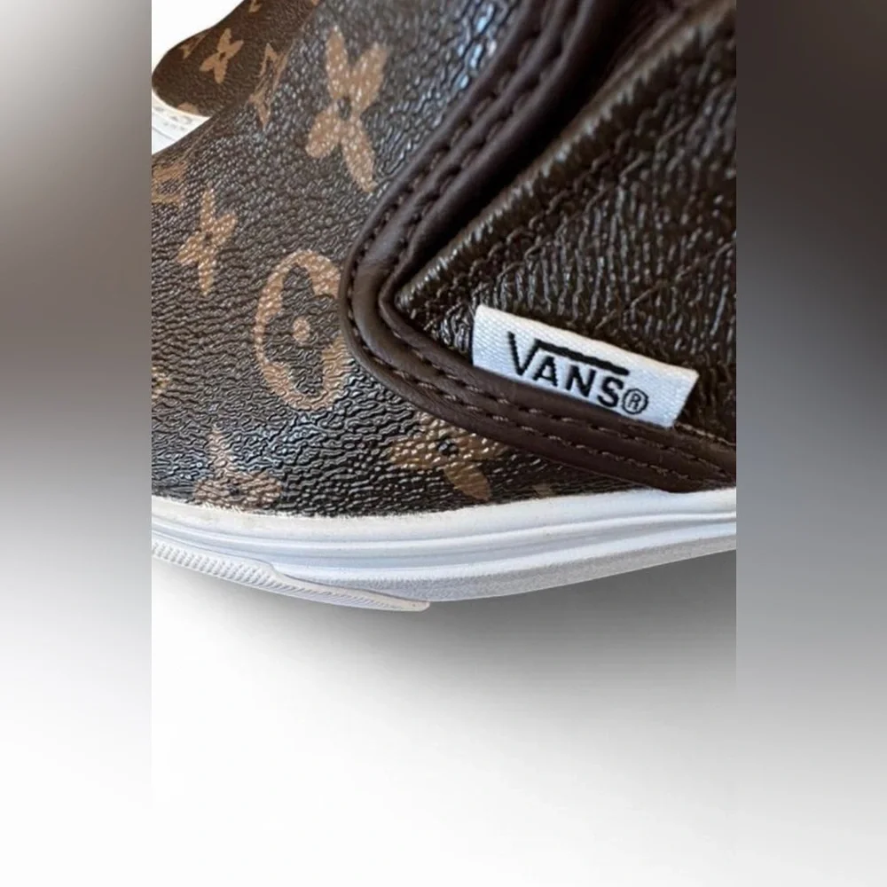 Vans Louis Vuitton Patterned Slip-On Sneakers Unisex Women size 7.5 & Men size 6 - Picture 7 of 7
